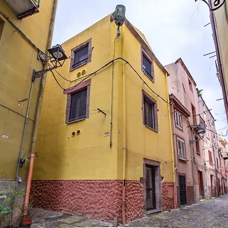 Sardinian Gallery S'iscola Bosa
