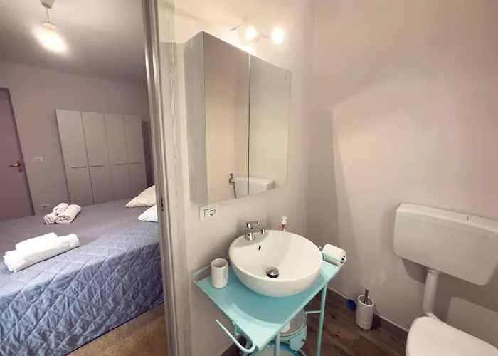 Sardinian Gallery S'iscola 3*